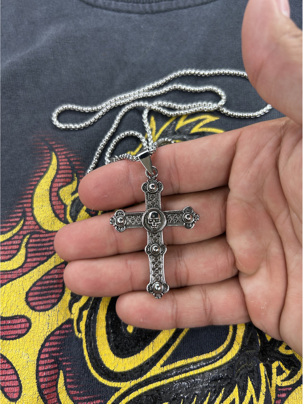 Silver Tone Skull Cross Pendant Necklace N-11